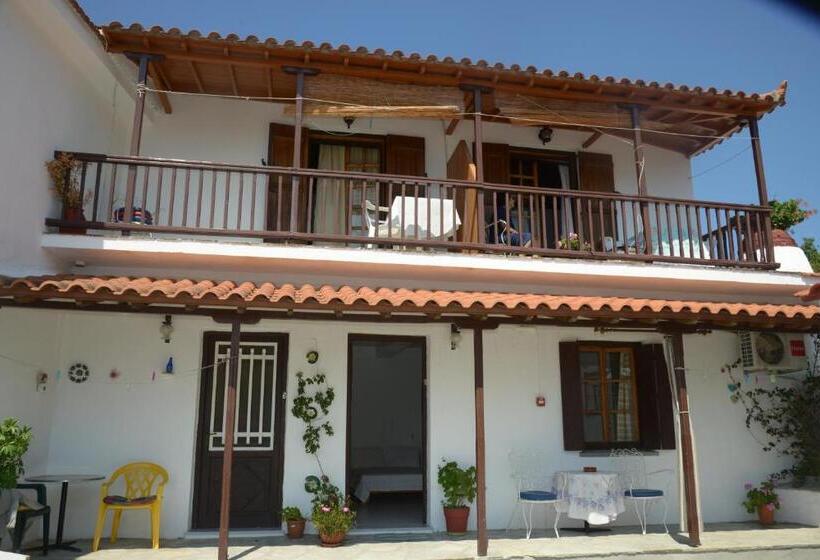 آپارتمان 1 خوابه با چشم‌انداز دریا, Stafylos Suites & Boutique