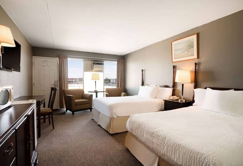 غرفه قياسيه سريرين مزدوجين, Thriftlodge By Wyndham Regina North