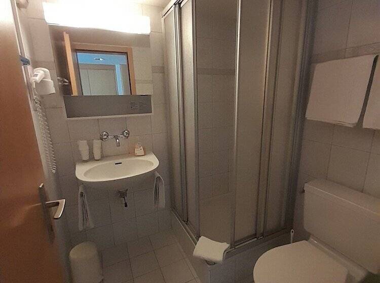 Dağ Manzaralı Standart Oda, Tschuggen