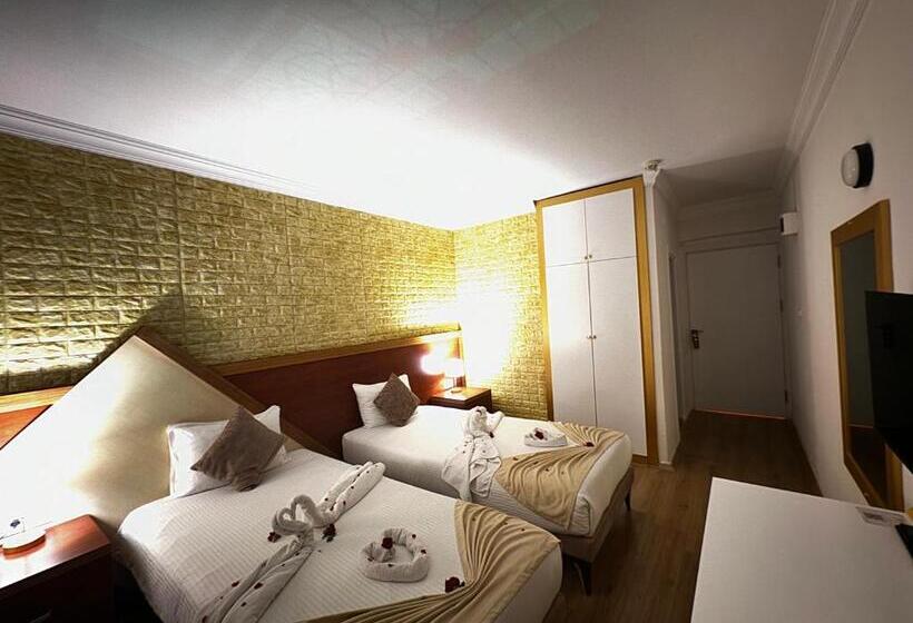 اتاق استاندارد, Far Life