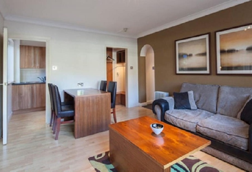 Апартаменты 2 Спальни, The New London Carlton Hotel & Service Apartments