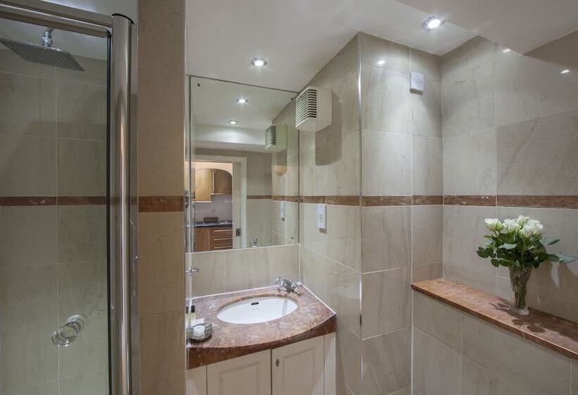 غرفة ديلوكس, The New London Carlton Hotel & Service Apartments