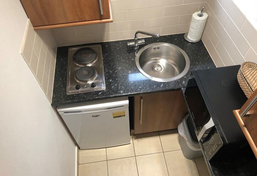 غرفة ديلوكس, The New London Carlton Hotel & Service Apartments