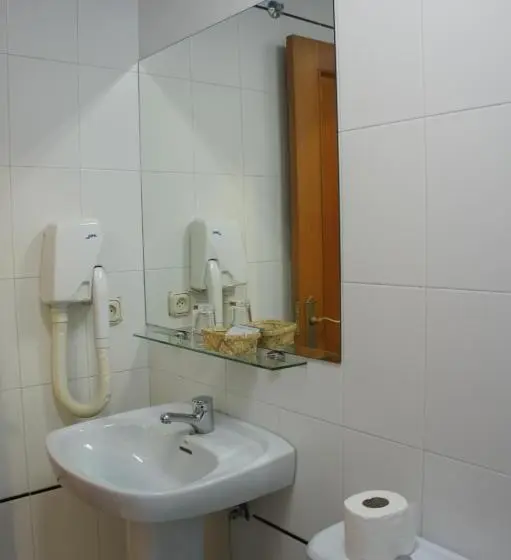 スタンダードシングルルーム, Hostal Restaurante Alarico
