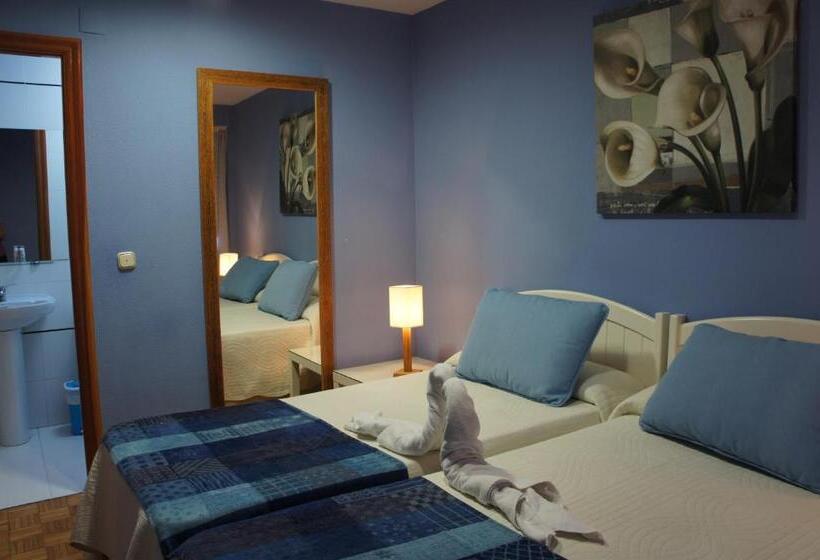 Номер Стандарт, Hostal Restaurante Alarico