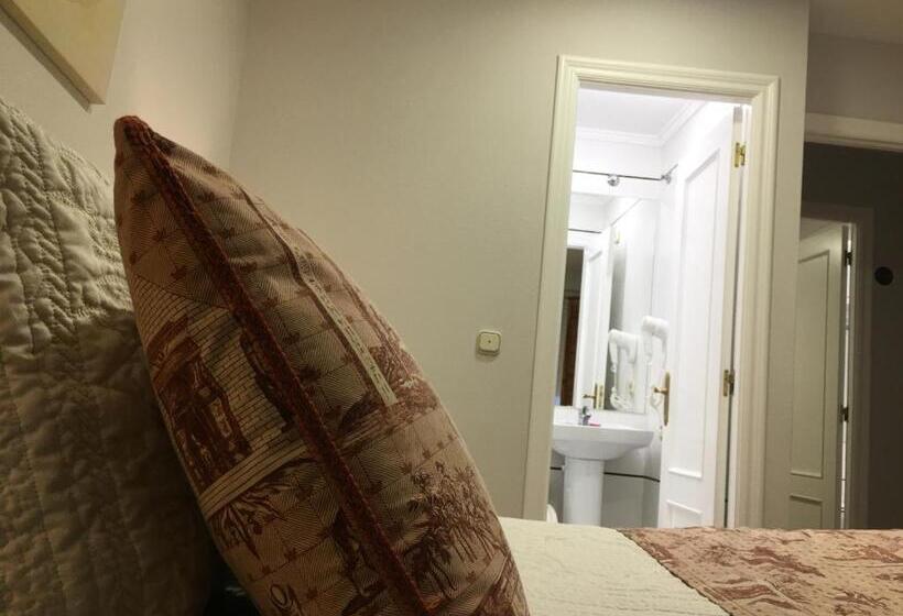 Номер Стандарт Индивидуальный, Hostal Restaurante Alarico