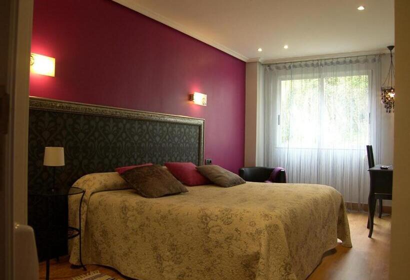 غرفة قياسية, Mélida Ostatua