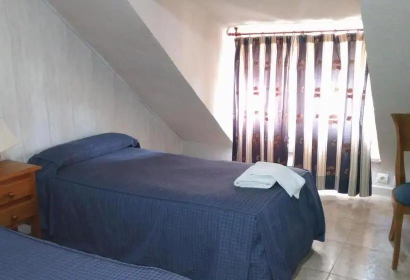 اتاق استاندارد یک تخته با سرویس بهداشتی مشترک, Hostal Aribel Longinos