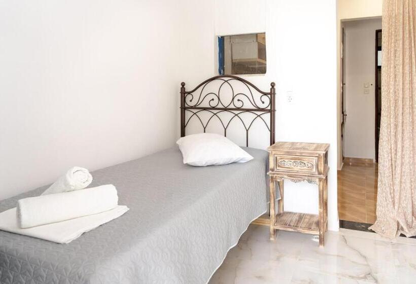 スタンダード４人部屋, Alexandros By The Beach   Serifos