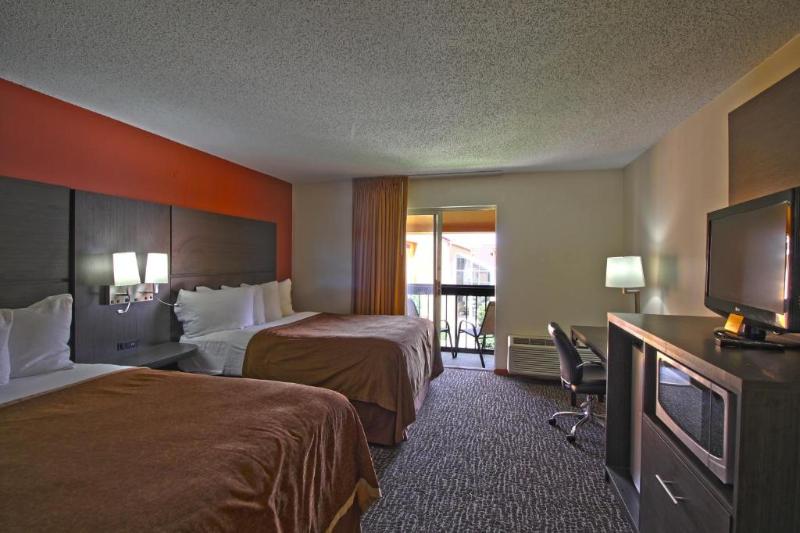 Номер Стандарт Трехместный, Benikea Calton Hotel Fukuoka Tenjin