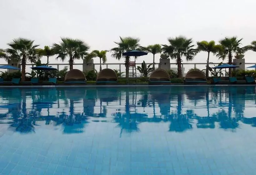 プールビュースタンダードルーム, Crowne Plaza Zhongshan Wing On City, An Ihg