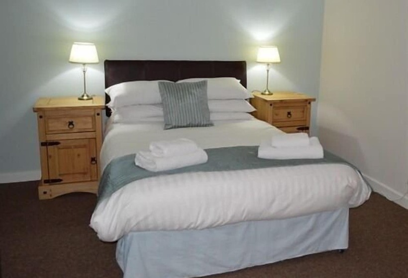 스탠다드 룸, The Oaks