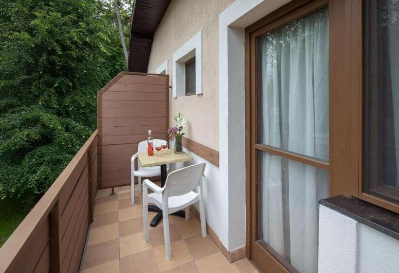 발코니가 있는 4인용 스탠다드 룸, Solero