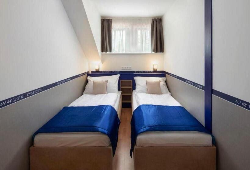 클래식 4인 룸, Solero