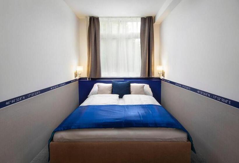 이코노이 4인룸, Solero