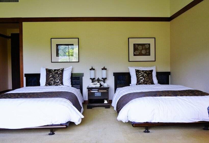 Quarto Superior, Hamilton Ureshino