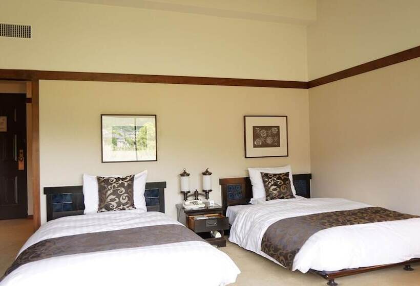 Quarto Superior, Hamilton Ureshino