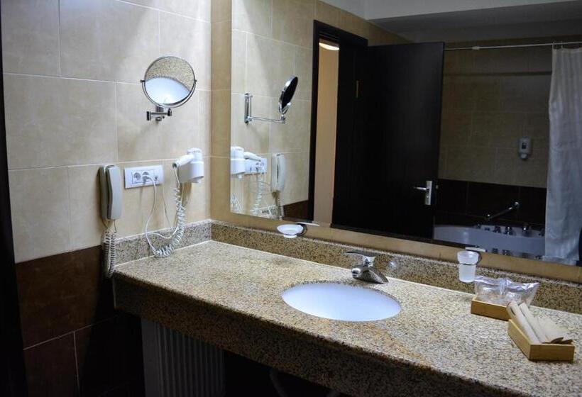 إستوديو قياسى سرير كينج, Esplanada