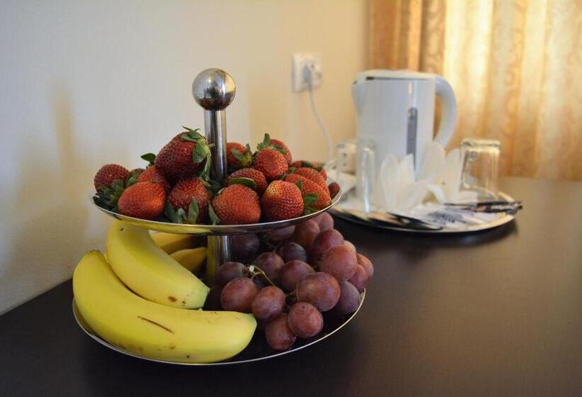 إستوديو قياسى سرير كينج, Esplanada