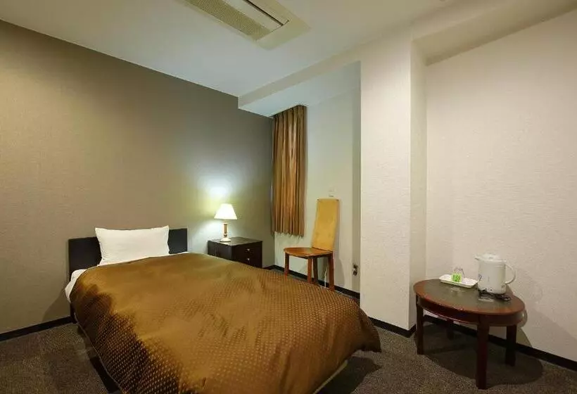 اتاق استاندارد یک نفره, Grampus Inn Osaka
