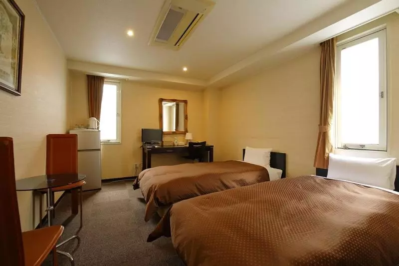 اتاق اکونومی, Grampus Inn Osaka