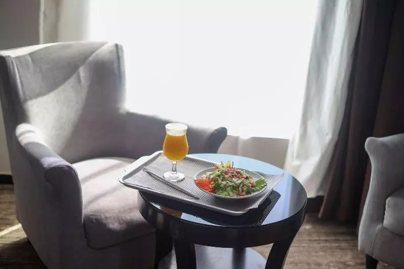 اتاق لوکس, Holiday Inn Saskatoon Downtown, An Ihg