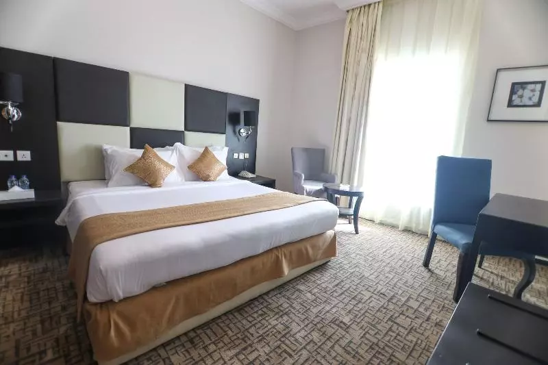 اتاق لوکس, Holiday Inn Saskatoon Downtown, An Ihg