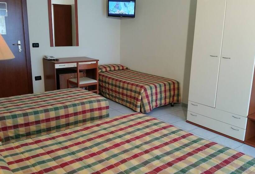 4인용 스탠다드 룸, Leon   Ristorante Al Cavallino Rosso