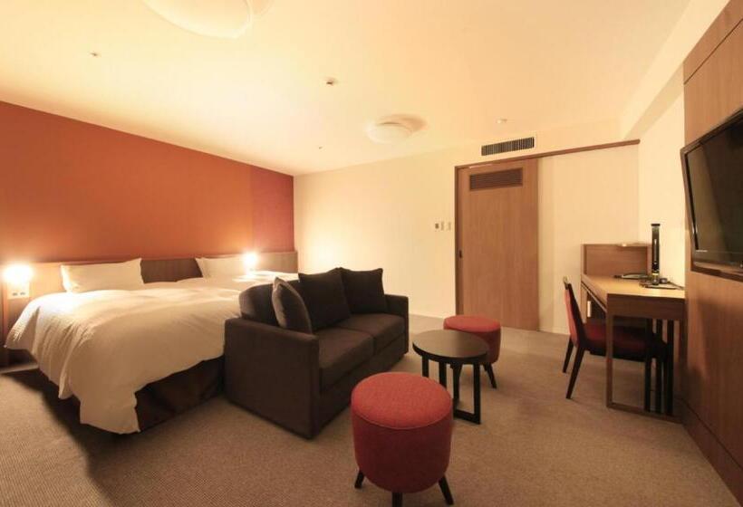 Номер Премиум, Richmond Hotel Kagoshima Kinseicho