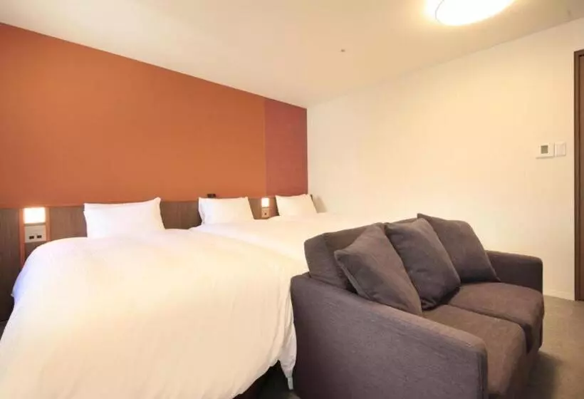 Premium Kolmen Hengen Huone, Richmond Hotel Kagoshima Kinseicho