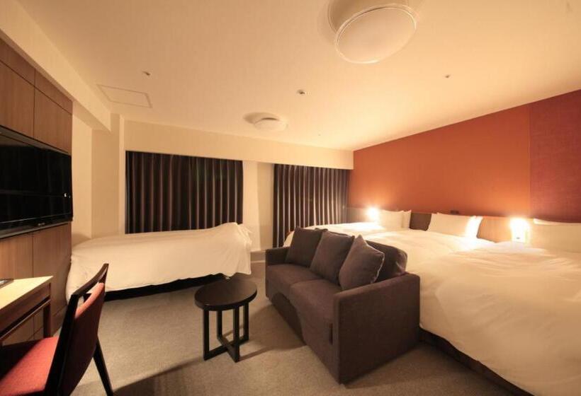 Четырехместный номер Премиум, Richmond Hotel Kagoshima Kinseicho