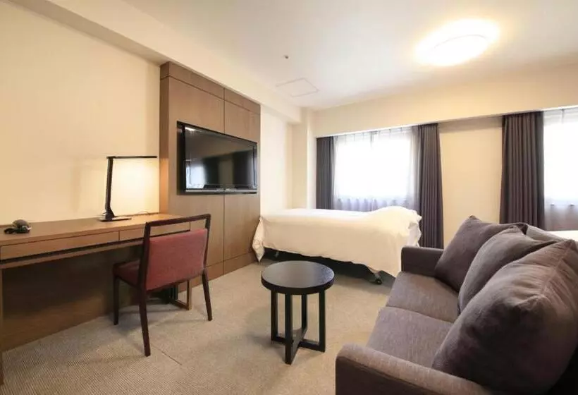 Premium Neljän Hengen Huone, Richmond Hotel Kagoshima Kinseicho