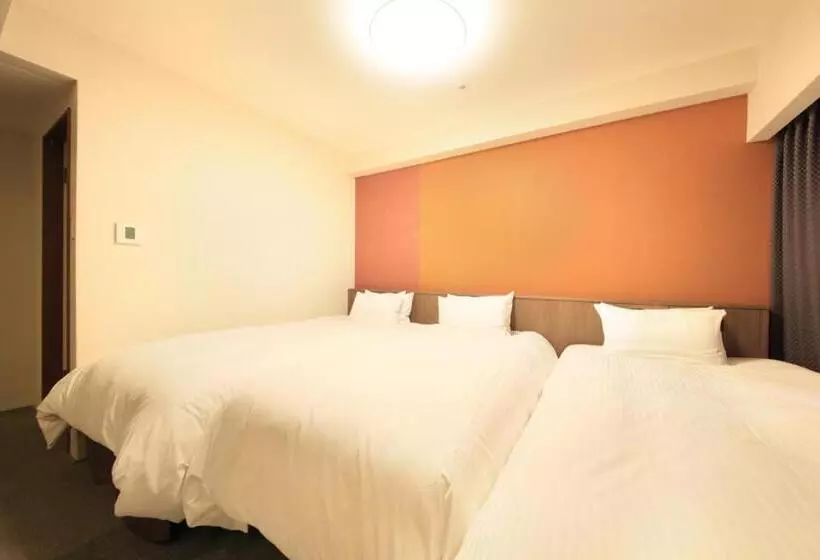 Deluxe Kolmen Hengen Huone, Richmond Hotel Kagoshima Kinseicho