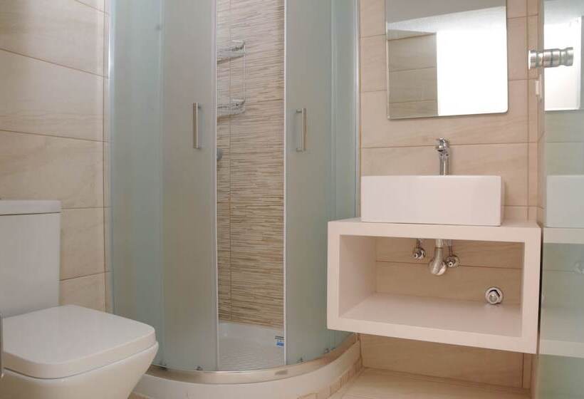 استوديو سوبيريور مطل على حمام السباحة, Mastorakis Hotel And Studios