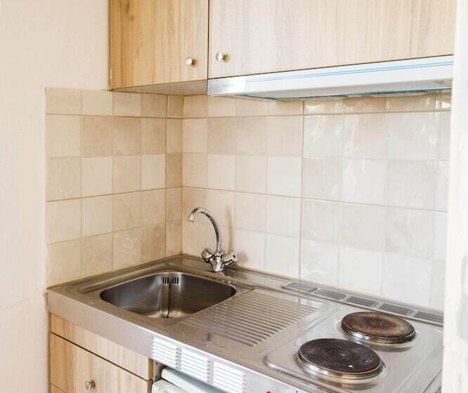 استوديو سوبيريور مطل على حمام السباحة, Mastorakis Hotel And Studios