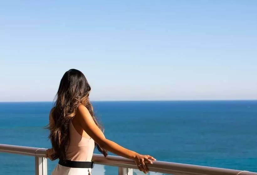اتاق استاندارد با 2 تخت دوبل, The St. Regis Bal Harbour Resort
