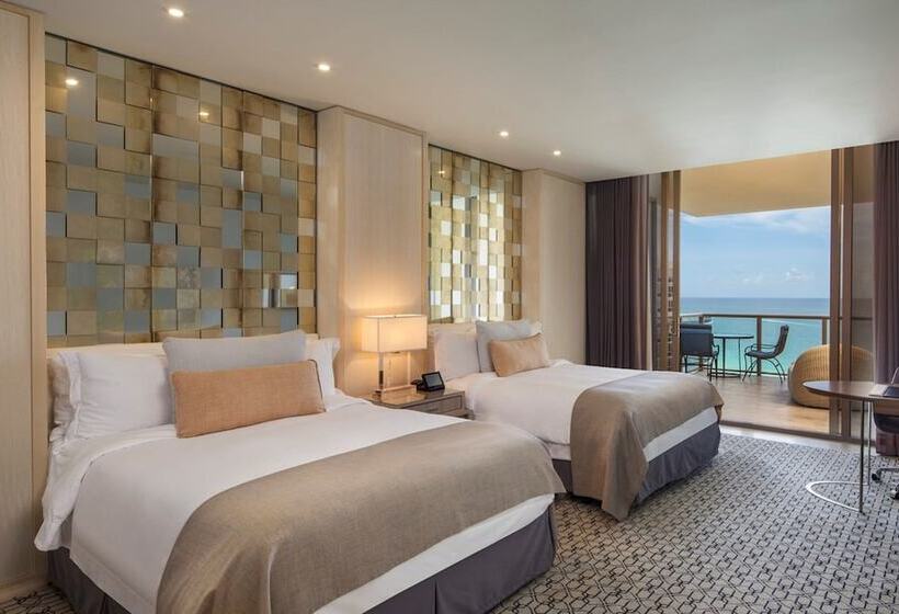带2个双人床的标准工作室, The St. Regis Bal Harbour Resort