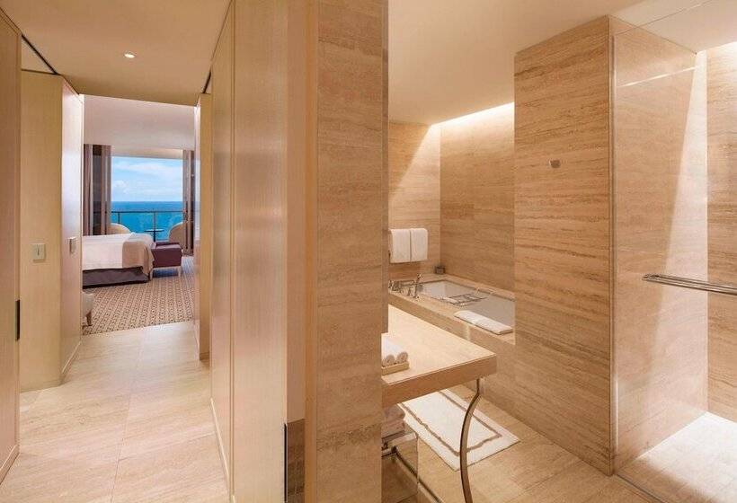 适用于残疾人士的豪华房间, The St. Regis Bal Harbour Resort