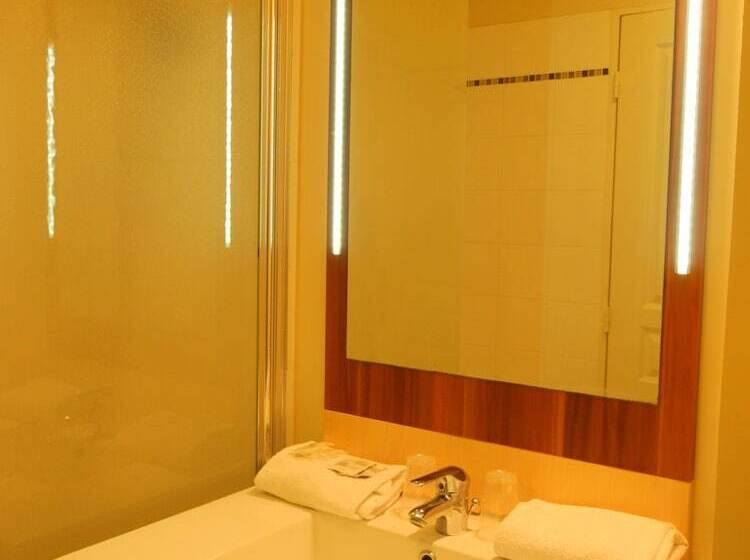 Студия Стандарт, Villa Val Senart 1ere Avenue