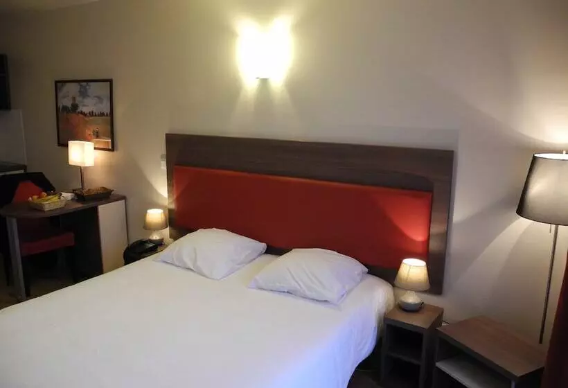 Standard-studio, Villa Val Senart 1ere Avenue