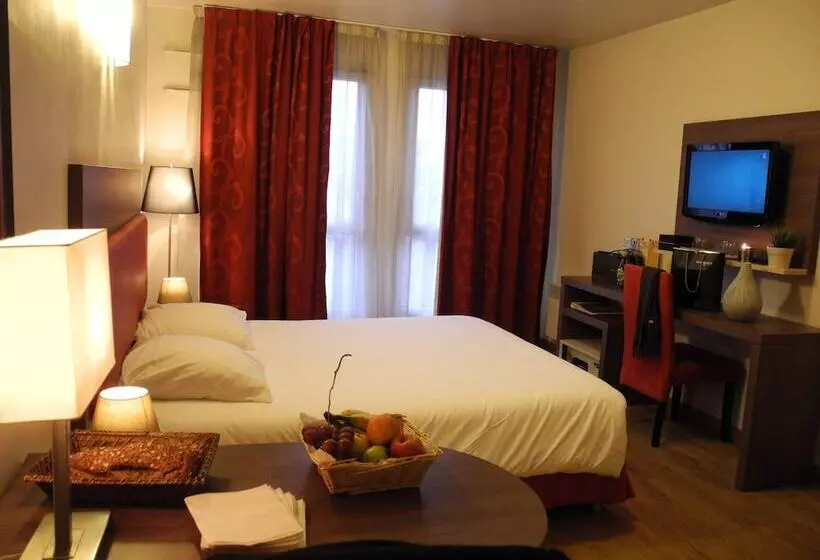 Standard-studio, Villa Val Senart 1ere Avenue