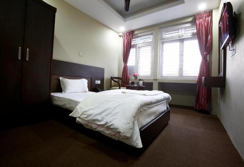 اتاق استاندارد یک نفره, Nandini