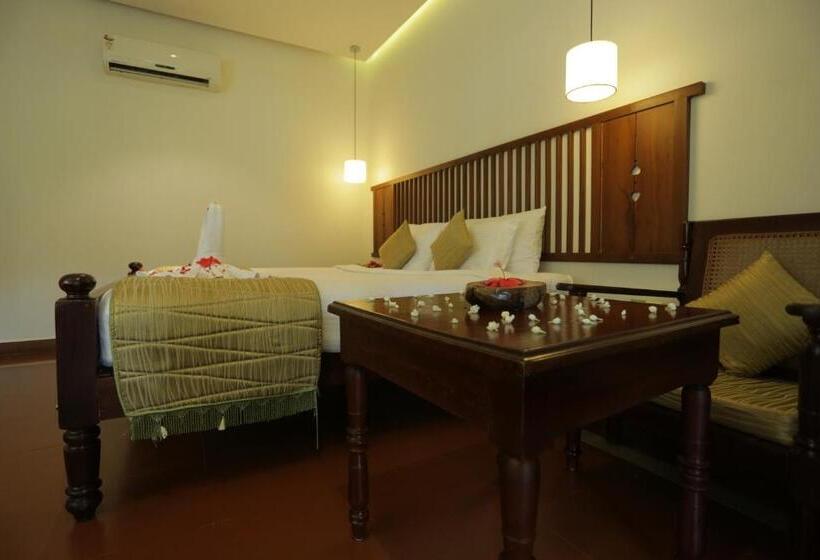 高级大房间, Greenwoods Resort, Thekkady