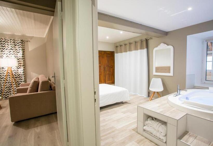 패밀리 스위트, Castel Damandre