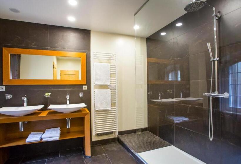 프레스티지 주니어 스위트, Castel Damandre