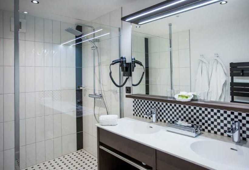 프레스티지 주니어 스위트, Castel Damandre