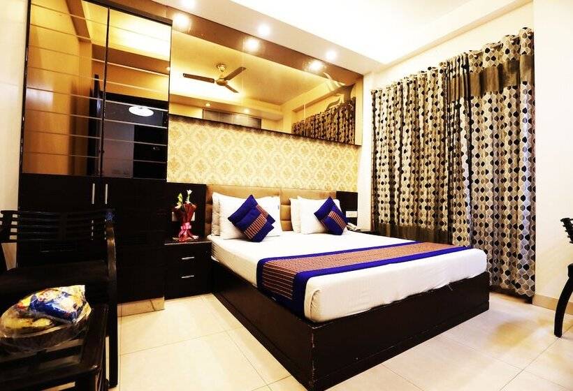 Номер Superior, Fabexpress Yug Villa Karol Bagh