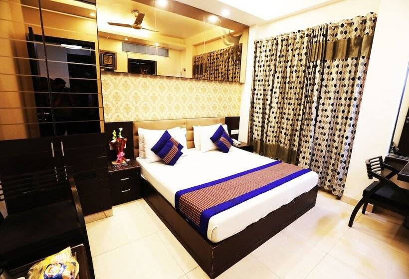 Номер Superior, Fabexpress Yug Villa Karol Bagh