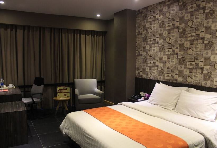 디럭스 룸, Swissbelinn Medan