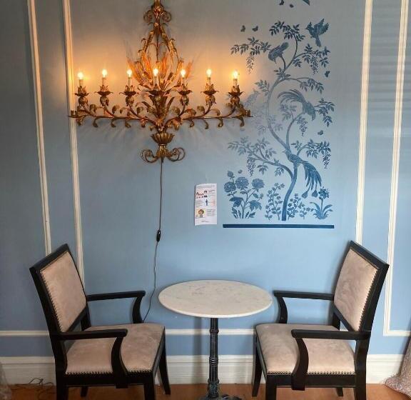 اتاق استاندارد با سرویس بهداشتی مشترک, The Villa Toscana